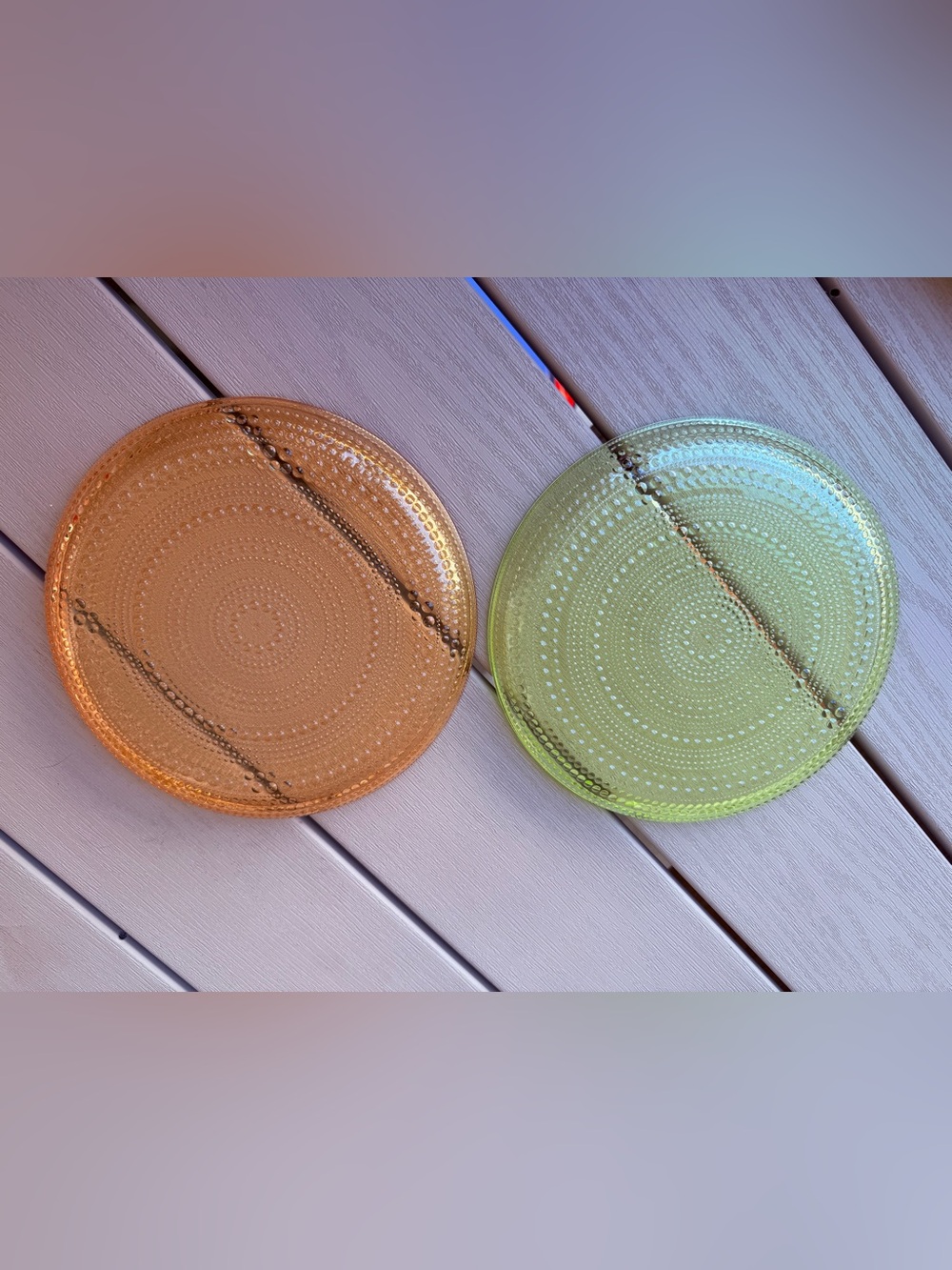 Iittala Kastehelmi 9.75” Glass Dinner Plates Set of 2 Green & Orange